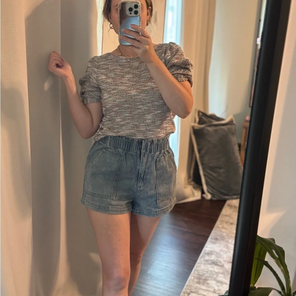 Mustard Seed Elastic Waist High Rise Denim Shorts Women's Medium Blue Distressed - Picture 4 of 16